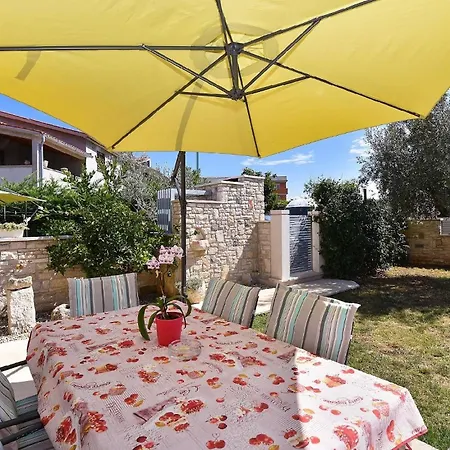 Apartment Fuer 6 Personen Ca 85 Qm In Fazana, Istrien Istrische Riviera