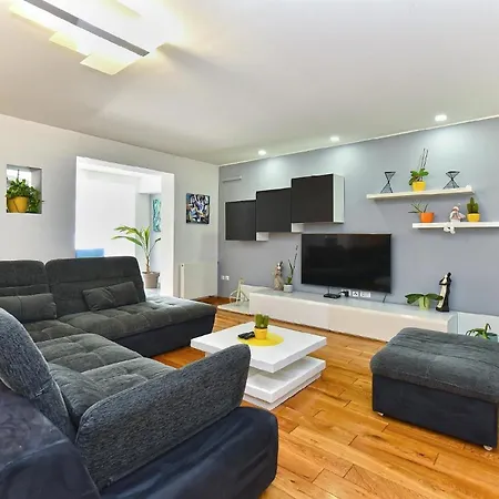Fuer 6 Personen Ca 85 Qm In Fazana, Istrien Istrische Riviera * Fazana